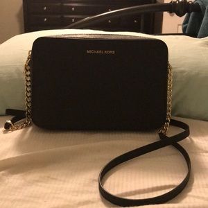 Michael Kors Jet Set Large Saffiano Crossbody